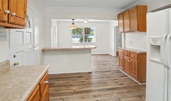 805 Bouslog St, Bay St. Louis, MS 39520