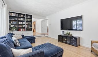 25 Revolutionary Rd, Acton, MA 01720