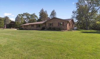 4403 W Riverview Dr, Alma, MI 48801