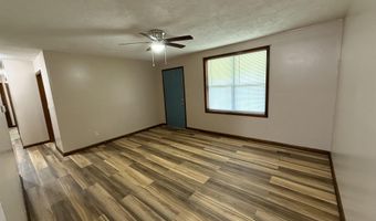 80 Green Ln, Batesville, AR 72501