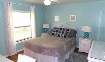 910 Dogwood Dr, Barefoot Bay, FL 32976