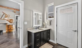 5304 SAMPSON Rd, Abrams, WI 54101