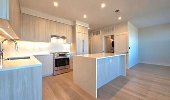 737 SWANN Ave 308, Alexandria, VA 22301