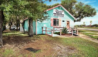 217 W Nelson Ave, Aransas Pass, TX 78336