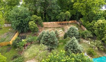 415 N Main St, Bishopville, SC 29010