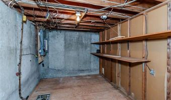 80 Westwood Rd, North Smithfield, RI 02896