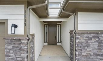 1617 Grayhawk Dr, Basehor, KS 66007