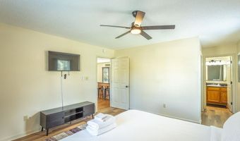 76 Ave H, Apalachicola, FL 32320