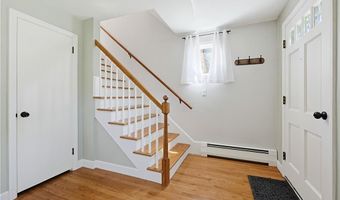 100 Hope St, East Providence, RI 02916