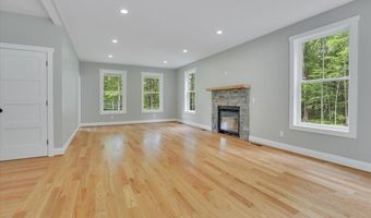 396 Goose Ln, Coventry, CT 06238