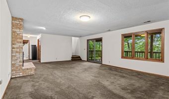 1267 Nursery Hill Ln, Arden Hills, MN 55112