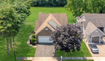 180 Sylvan Lake Blvd, Bayville, NJ 08721