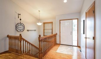 608 Ridgeview Way, Atkins, IA 52206