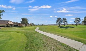 11262 Country Club Dr, Apple Valley, CA 92308