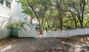 614 Ocracoke Way, Bald Head Island, NC 28461