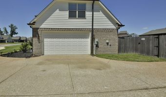 402 S CHINKAPIN Dr, Atoka, TN 38004