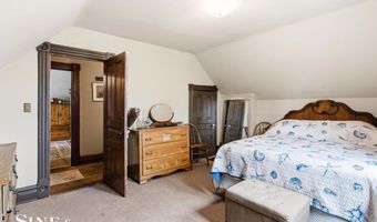 1713 St Clair River Dr, Algonac, MI 48001