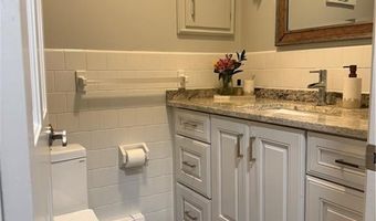 3720 Division Rd, East Greenwich, RI 02818
