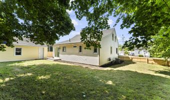 110 Minturn Rd, Bridgeport, CT 06606