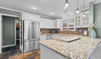 8067 SARA JANE Ln, Bartlett, TN 38133