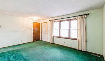 5108 Schubert St, Ames, IA 50014