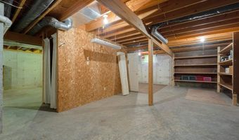 1408 Duesenberg Dr, Auburn, IN 46706