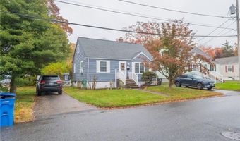 105 Fordson Ave, Cranston, RI 02910