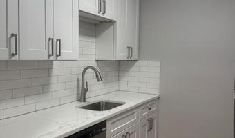 65 Oaklawn Ave 75-114, Cranston, RI 02920