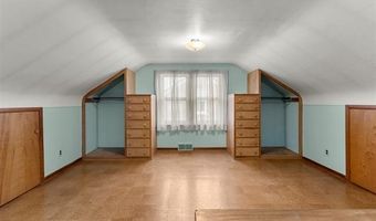 9881 Quandt Ave, Allen Park, MI 48101