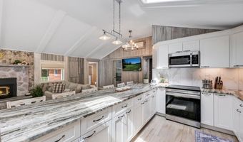 108 Tall Oak Rd, Albrightsville, PA 18210