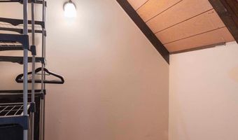 459 N ASPEN Way, Basye, VA 22810