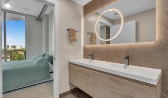 3029 NE 188th St 503, Aventura, FL 33180