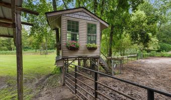 6182 High, Algonac, MI 48001