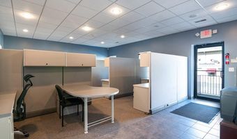376 Dry Bridge Rd H1h2, North Kingstown, RI 02852