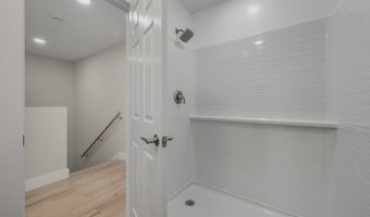 73 Cow Hill Rd, Clinton, CT 06413
