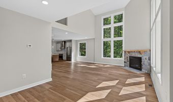 88 MALLARD Dr, Basye, VA 22810