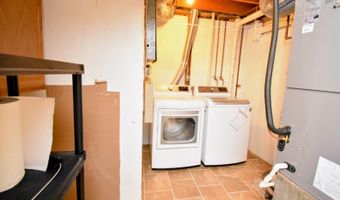 410 Emmett St 77, Bristol, CT 06010