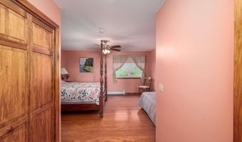 62 Phelps Rd, Barre, VT 05641