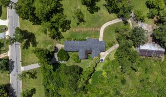 703 A & B Adderton St, Americus, GA 31719