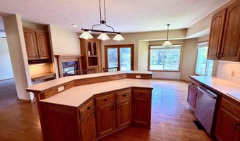 753 N Bramerton St, Andover, KS 67002