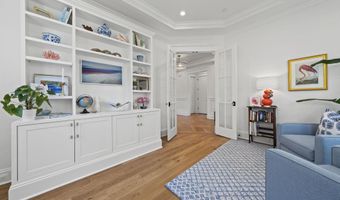 5901 MELVERN Dr, Bethesda, MD 20817