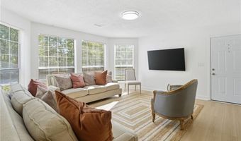 904 Wentworth Ct, Alpharetta, GA 30022