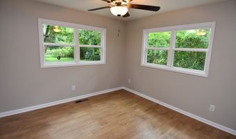 403 Atlanta St, Barnesville, GA 30204