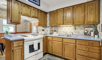 405 E Howard Ave, Arcadia, IN 46030