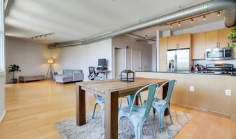 3800 LANGSTON Blvd 202, Arlington, VA 22207