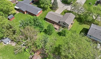 8768 Meadowridge Ln, Indianapolis, IN 46217