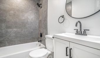 1325 BARNABY Ter SE, Washington, DC 20032