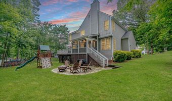 1307 Chenworth Dr, Apex, NC 27502