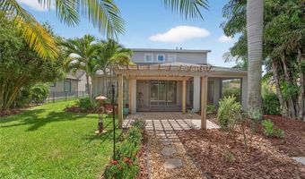 6659 CURRENT Dr, Apollo Beach, FL 33572
