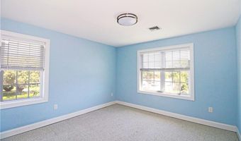 314 Chases Ln D, Middletown, RI 02842